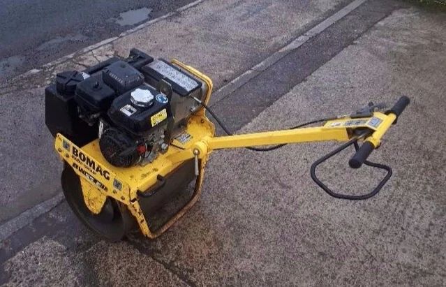 Bomag BW 55 E Single Drum Vibratory Roller Parts Manual SN 101620029174 - 101620029999