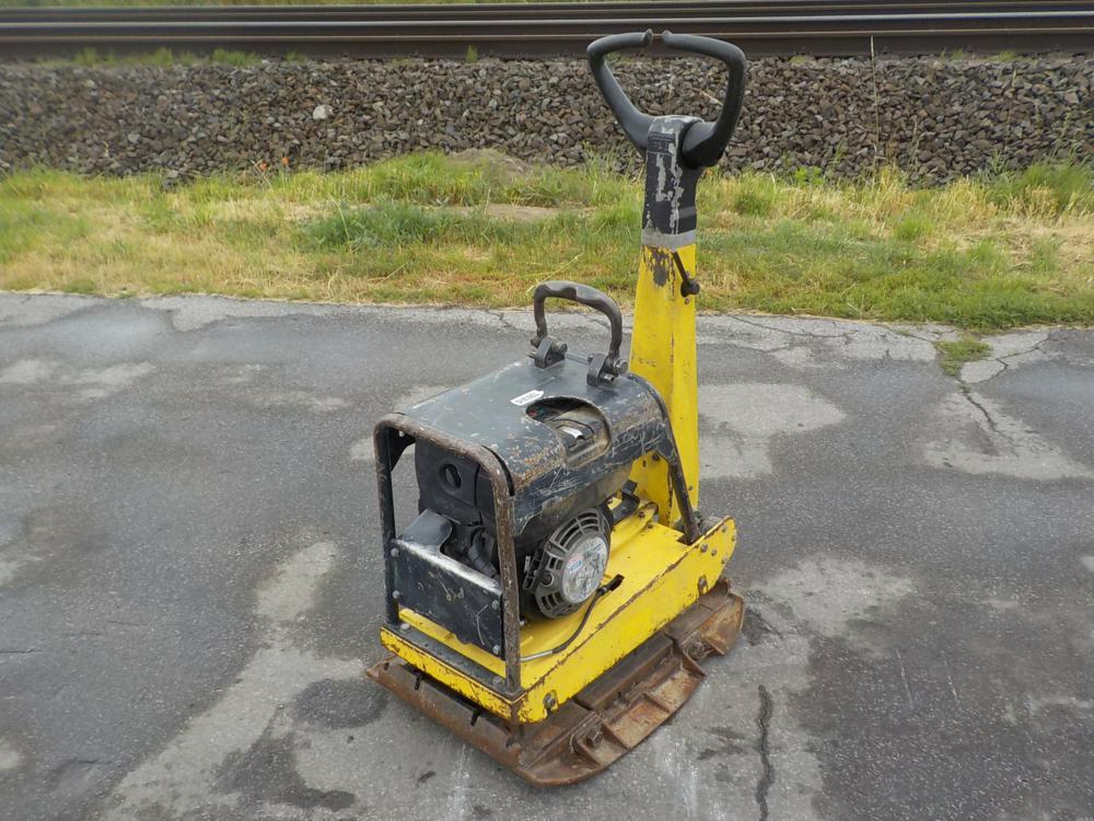 PDF Bomag BPR 30/38 D-3 Vibratory Plate (Reversible) Parts Manual SN 101680471001 - 101680471131