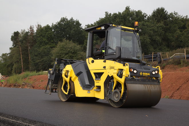 PDF Bomag BW 151 AD-2 Tandem Vibratory Roller Parts Manual SN 101490221187 - 101490221386