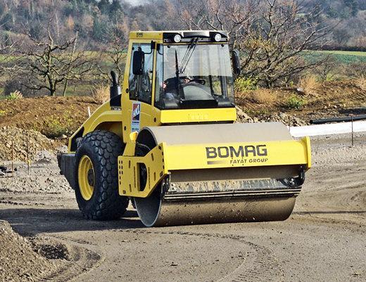 PDF Bomag BW 216 D-2 Single Drum Vibratory Roller Parts Manual SN 101400420101- 101400420276