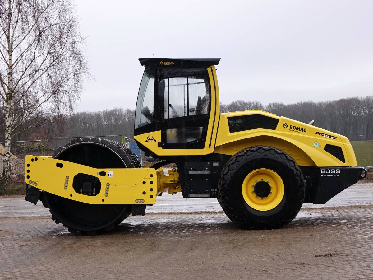 PDF Bomag BW 217 PD Single Drum Vibratory Roller Parts Manual SN 101500100156- 101500100192