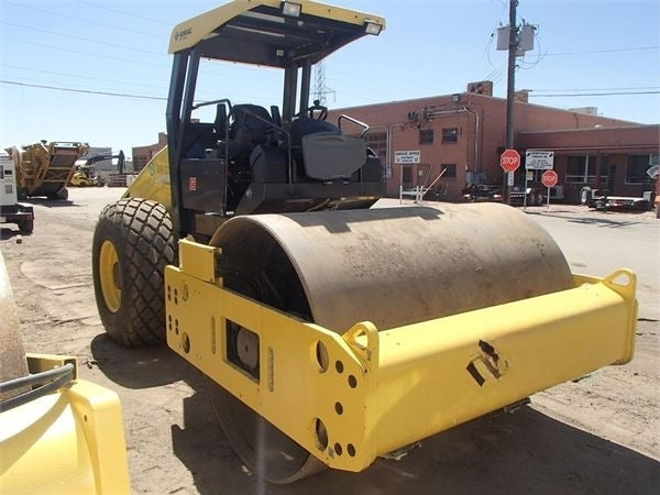 PDF Bomag BW 219 D-2 Single Drum Vibratory Roller Parts Manual SN 101500020101- 101500020368