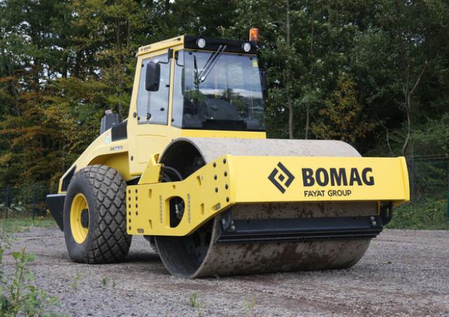 PDF Bomag BW 219 PDH-4 Single Drum Vibratory Roller Parts Manual SN 101582711001- 101582711016