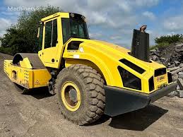 PDF Bomag BW 226 DH-5 Single Drum Vibratory Roller Parts Manual SN 101586401001- 101586409999