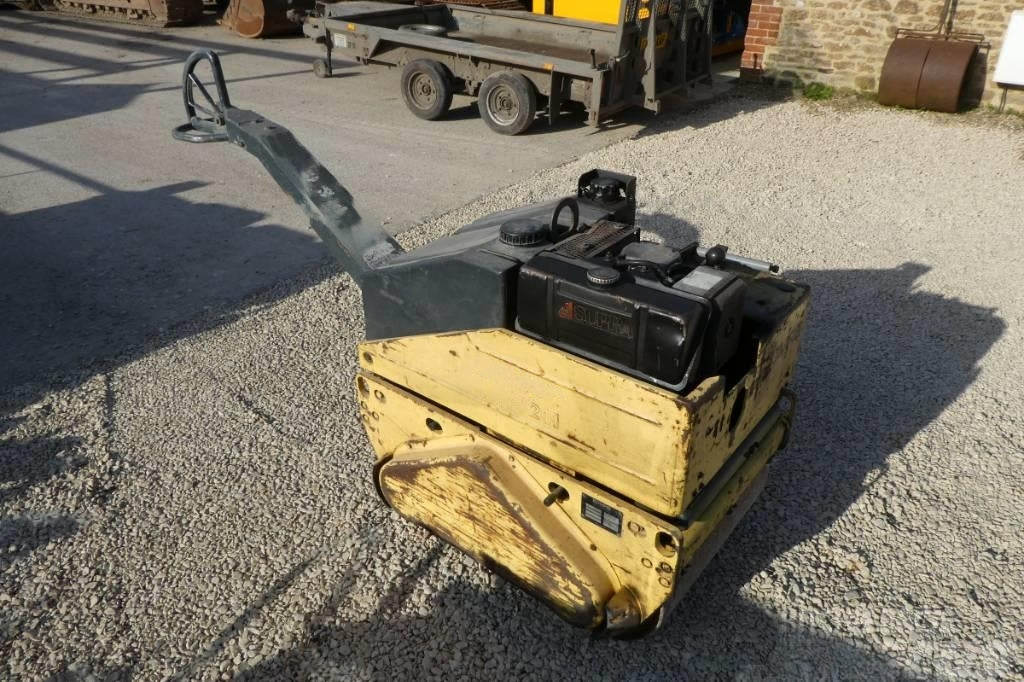 PDF Bomag BW 62 H Double Drum Vibratory Roller Parts Manual SN 101100611001 - 101100611036
