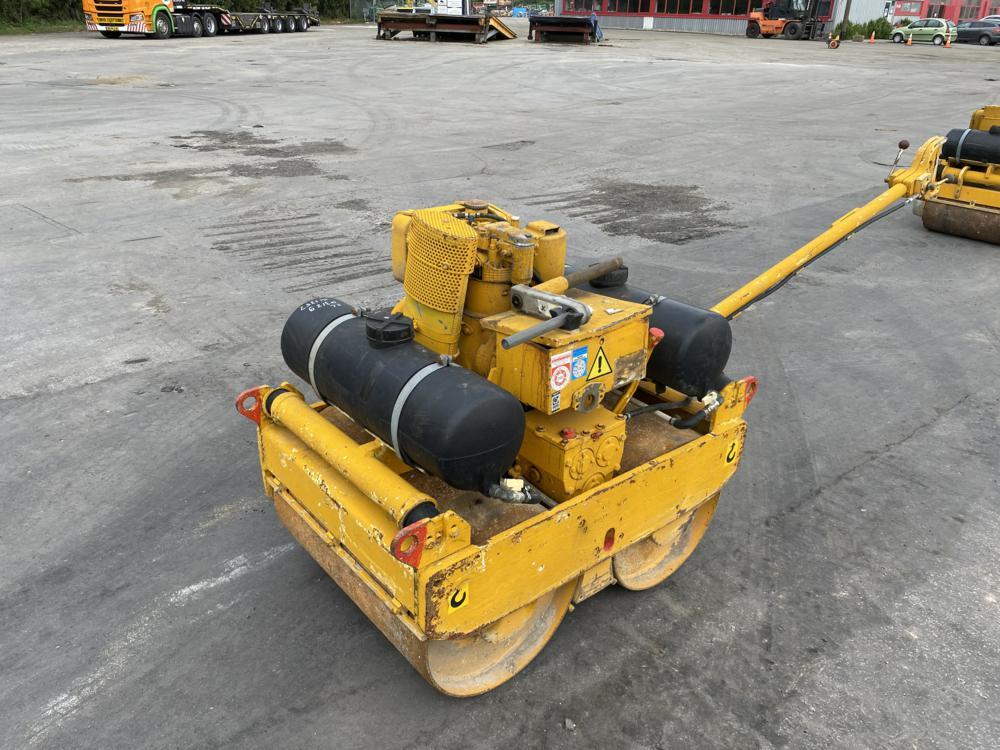 PDF Bomag BW 65 S-2 Double Drum Vibratory Roller Parts Manual SN 101100011001 - 101100012325