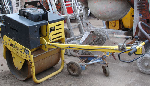 PDF Bomag BW 71 EHB-2 Single Drum Vibratory Roller Parts Manual SN 101620261001 - 101620261101