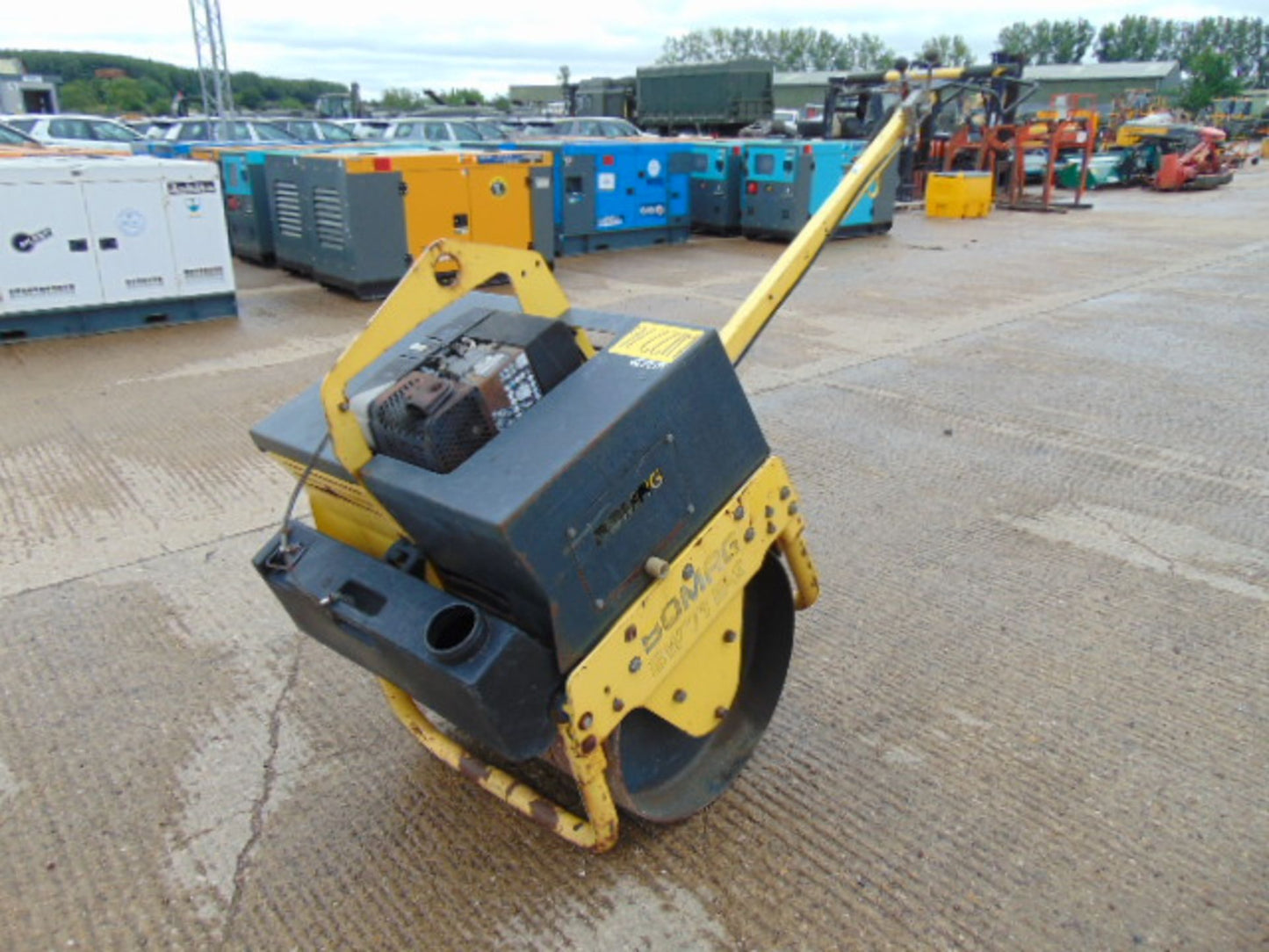 PDF Bomag BW 71 E Single Drum Vibratory Roller Parts Manual SN 101620201121 - 101620201145