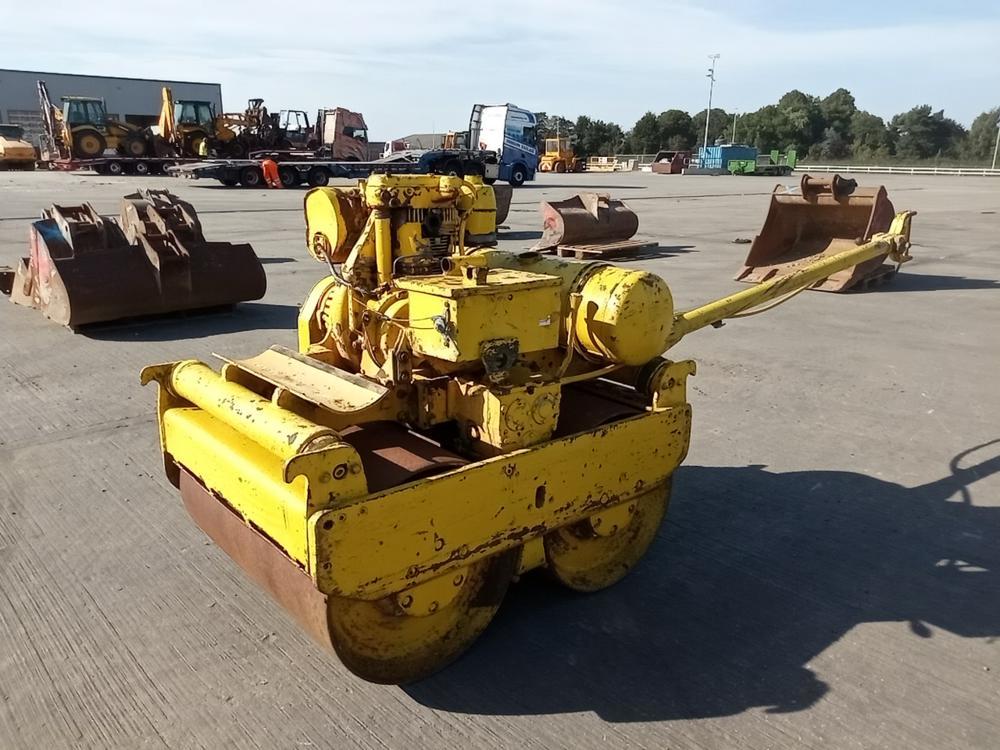 PDF Bomag BW 90 S Double Drum Vibratory Roller Parts Manual SN 101028000131 - 101028001169