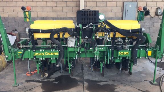 John Deere 1035 Planter Parts Manual PC6134 Instant Download