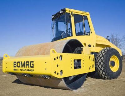 Bomag BW 145 D-40 145 D-4 Single Drum Vibratory Roller Parts Manual SN 901581591001 - 901581599999