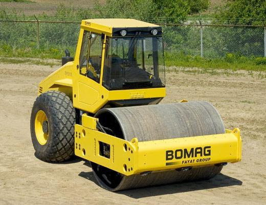 PDF Bomag BW 213 D-2 Single Drum Vibratory Roller Parts Manual SN 101400270101- 101400270144