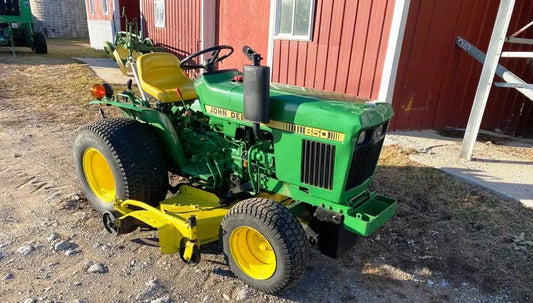 TM1242 - John Deere Utility Tractor 650 (SN.001000-025426), 750 (SN.001000-028161) Technical Service Manual
