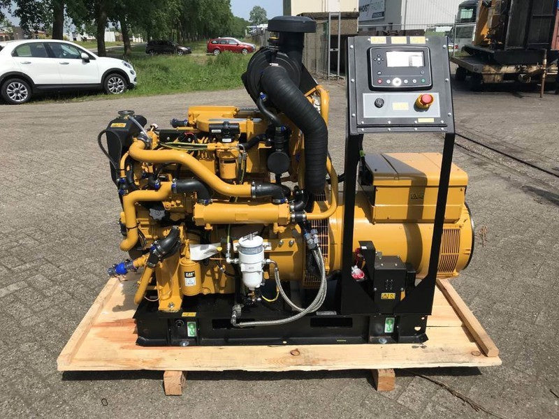 Cat Caterpillar C4.4 Generator Set Parts Catalog Manual S/n D4b00001-up