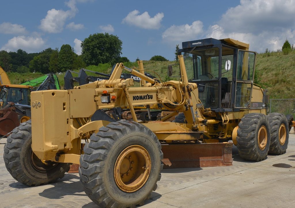KOMATSU MOTOR GRADER GD725A-1 (JPN) PARTS MANUAL INSTANT DOWNLOAD SN 50001-UP