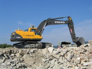 VOLVO EXCAVATOR EC240 LC PARTS CATALOG MANUAL INSTANT DOWNLOAD