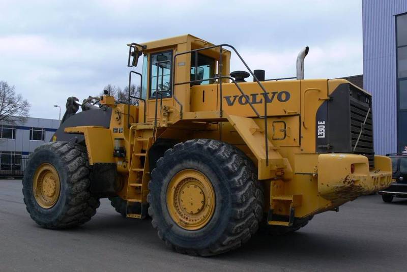 Volvo L330E Wheel Loader Parts Catalog Manual Instant Download